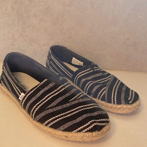 TOMS Alpargata Rope Flats Slip On Black Global Stripe Espadrille Women's 9.5 - Picture 2 of 12